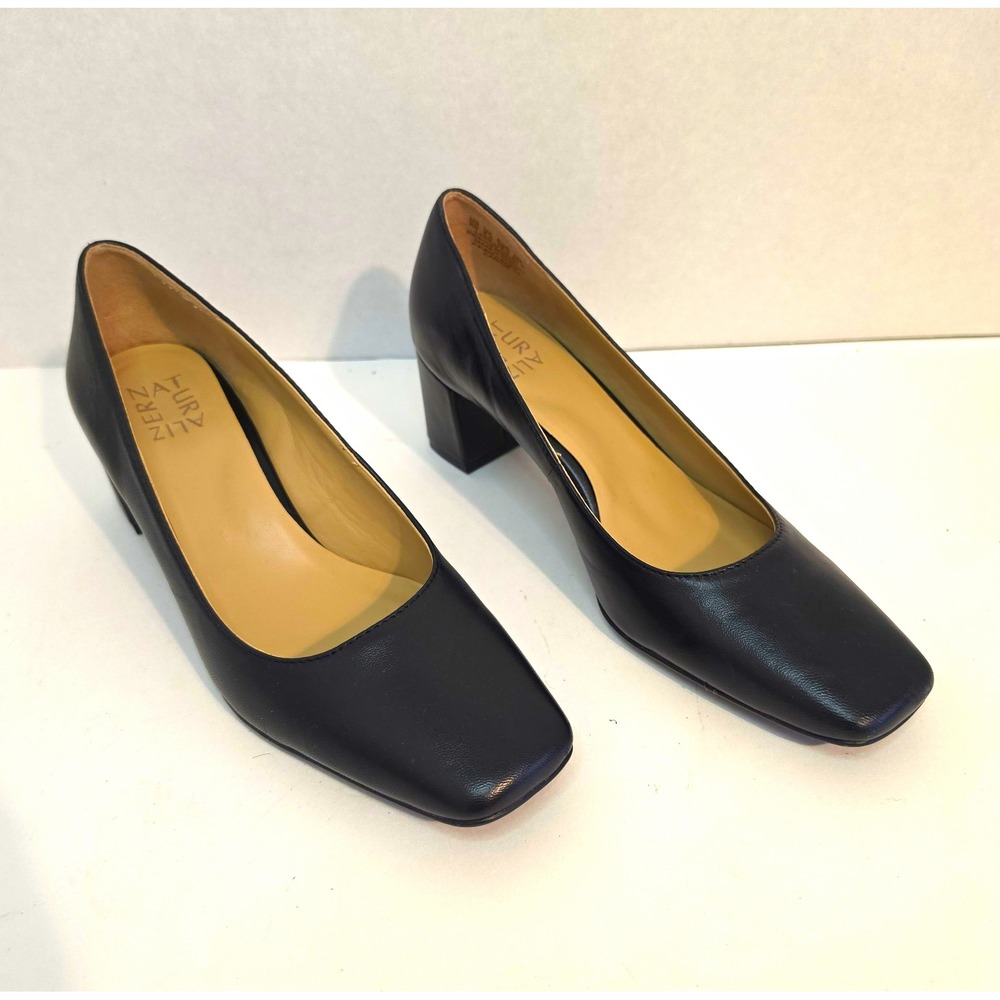 Naturalizer Women's Black Leather Square Toe Slip On Block Heel Pumps Size 8N